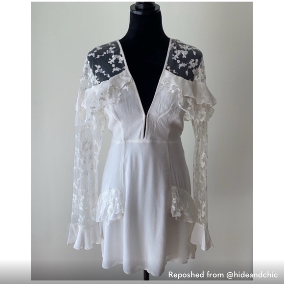 Short white for Love & Lemons stunning dress - Picture 2 of 2